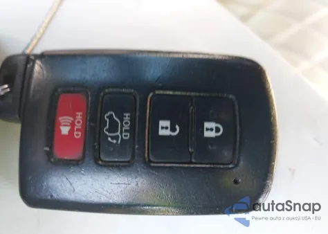 2017 Toyota Highlander Xle из США, поврежденный, VIN 5TDJZRFH9HS519911